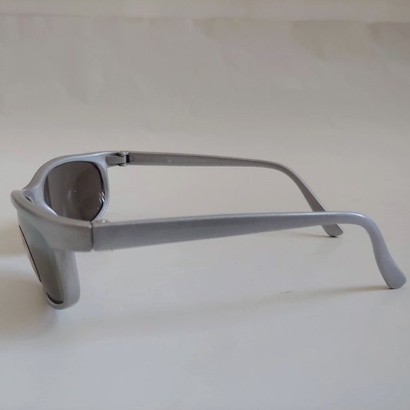 NWT TruVintage 90's Kids Nylon 8 Base Wrap around Smoke Mirrored Sunglasses - Picture 2 of 4